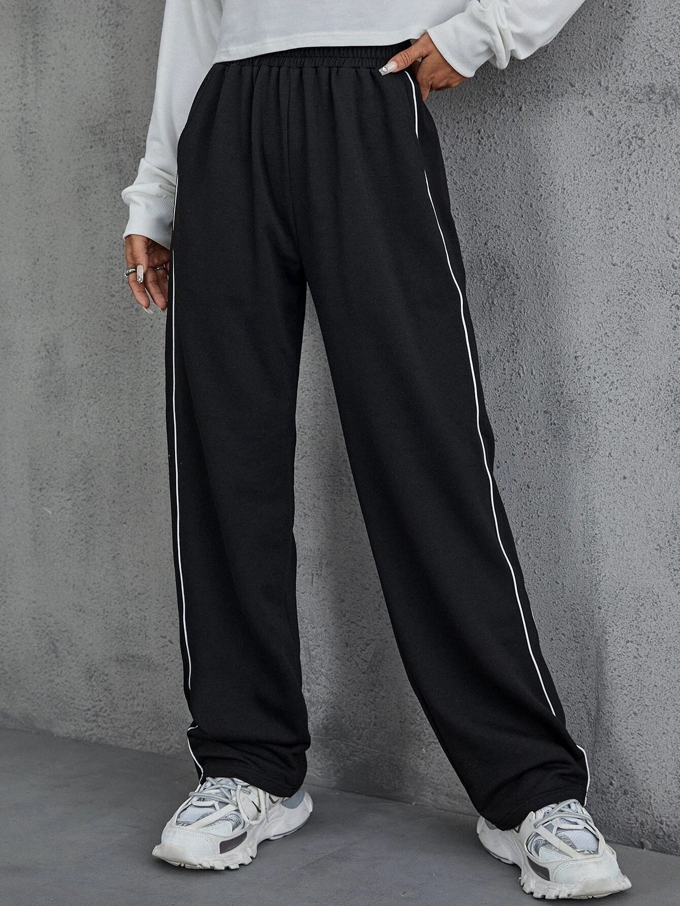SXV Contrast Piping Trackpants