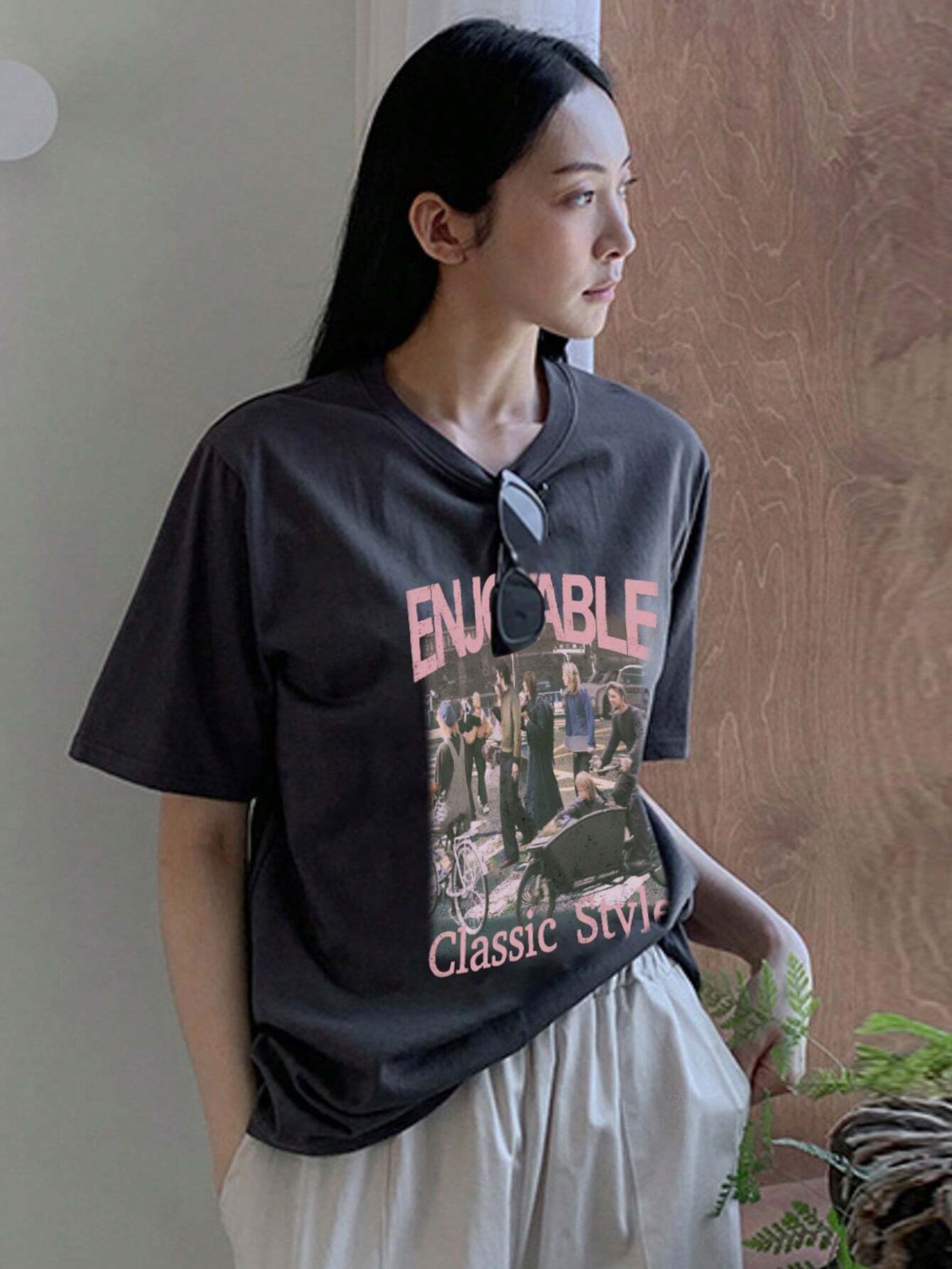 SXV Women's Loose Street Style T-Shirt With Figure Printing