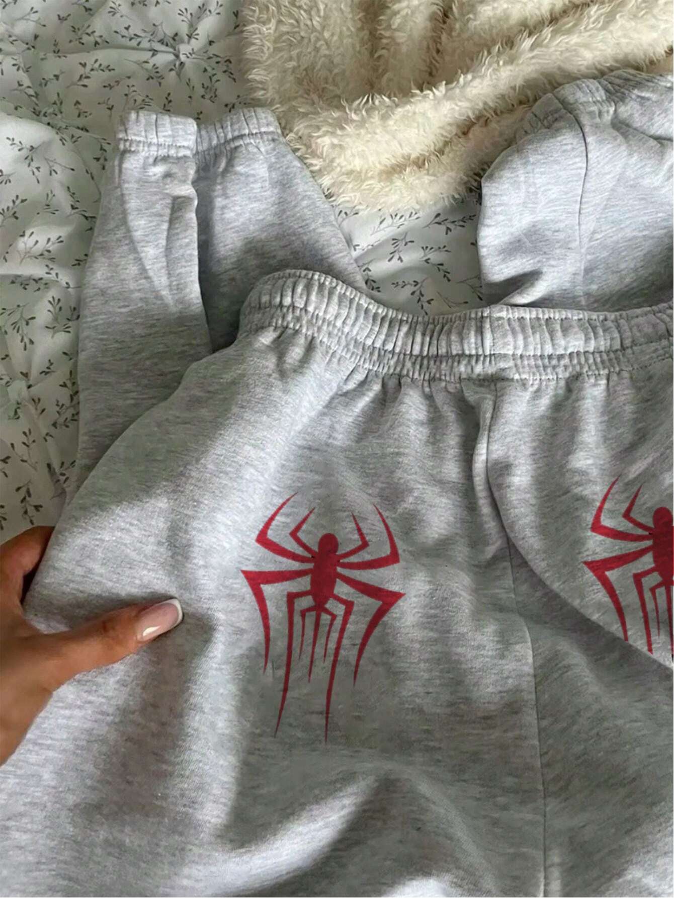 SXV Women Casual Red Spider & Floral Print Drawstring Hem Sweatshirt & Pants, Suitable For Autumn & Winter