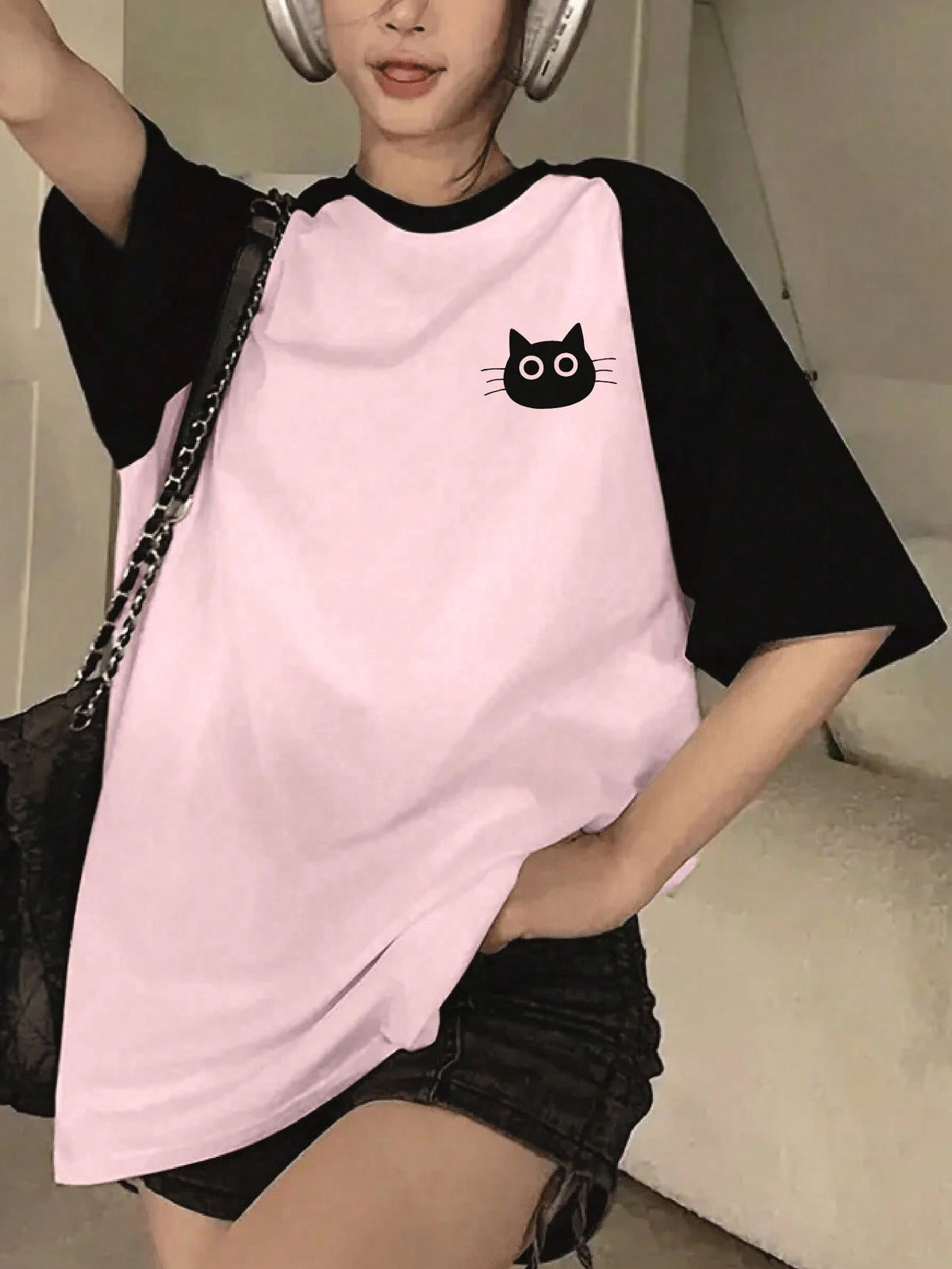SXV Women's Casual Loose Colorblock Cartoon Cat Print Round Neck Raglan Sleeve T-Shirt, Summer Graphic Tees Women Tops