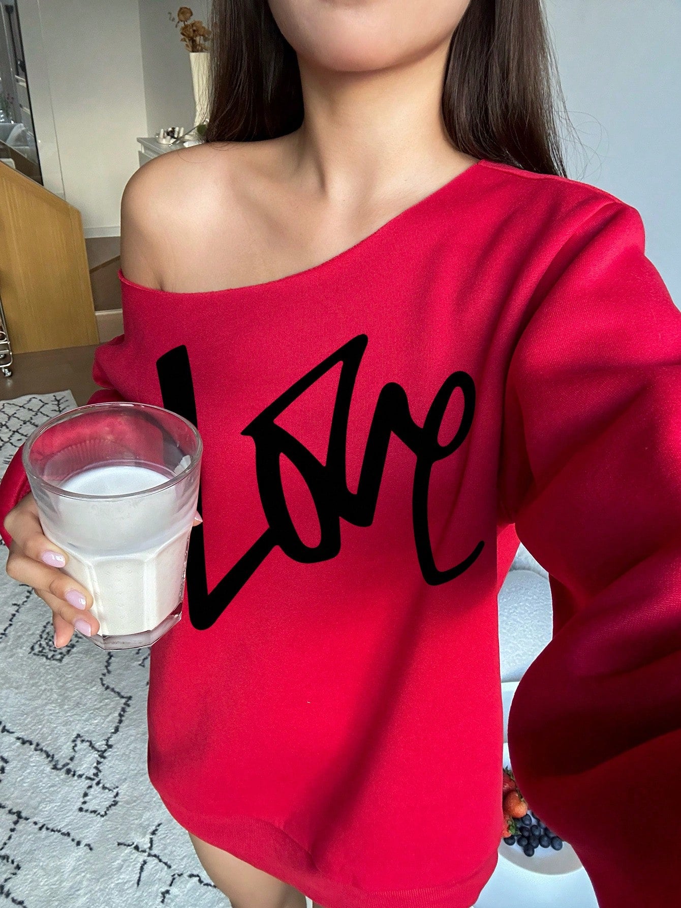 SXV Casual Minimalist Love Graffiti Print Loose Off-Shoulder Sweatshirt, Thickened Red