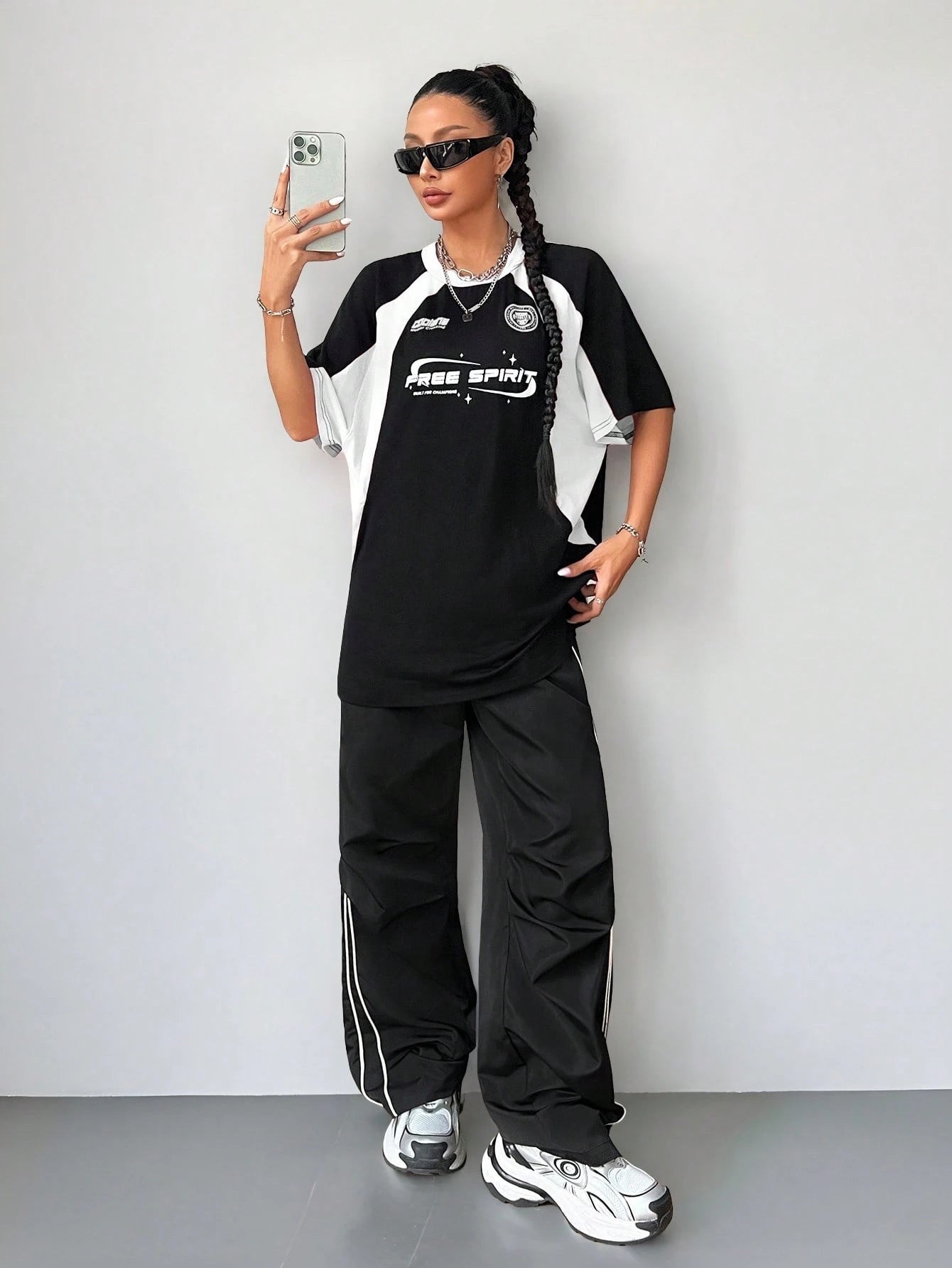 SXV free spirit half sleeves black and white racing colorblocked Y2K t-shirt