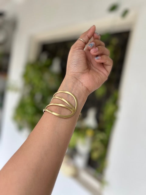 Brass metal handcuff