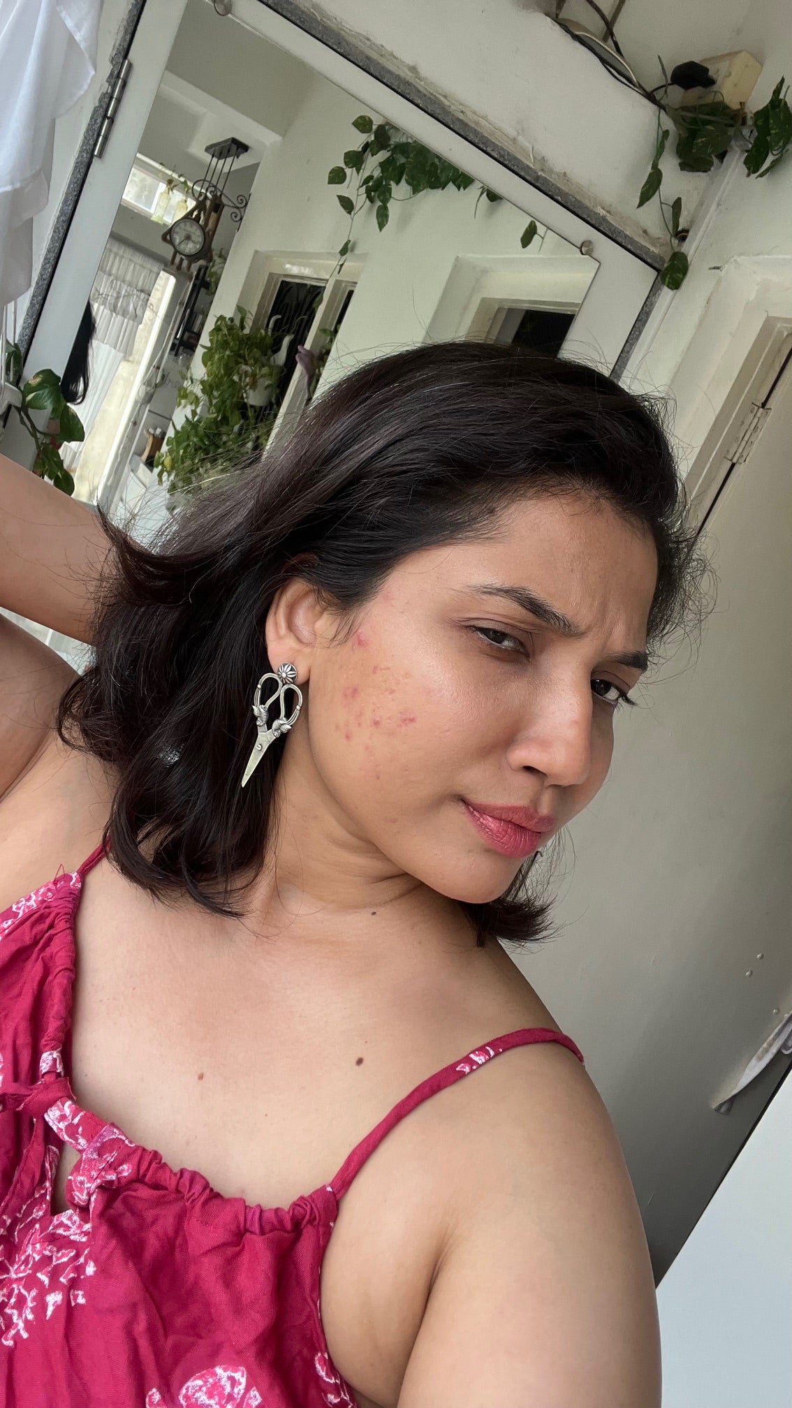 silver oxidized designer scissor shape earrings kenchi jaisi zubaan