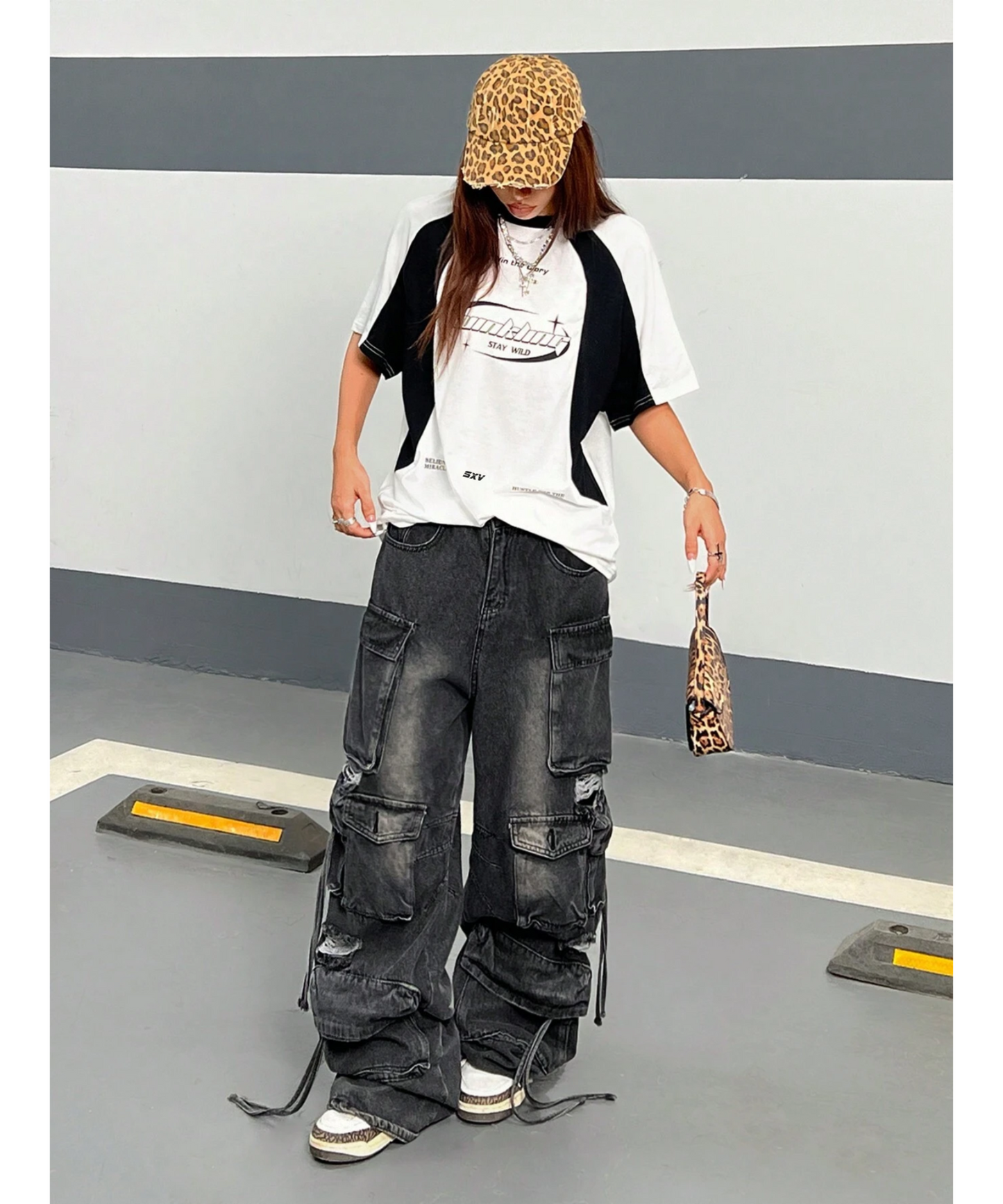 SXV Hustle for The Dream Life Printed black and white colourblocked streetwear racing Oversized Baggy Cotton T-Shirt