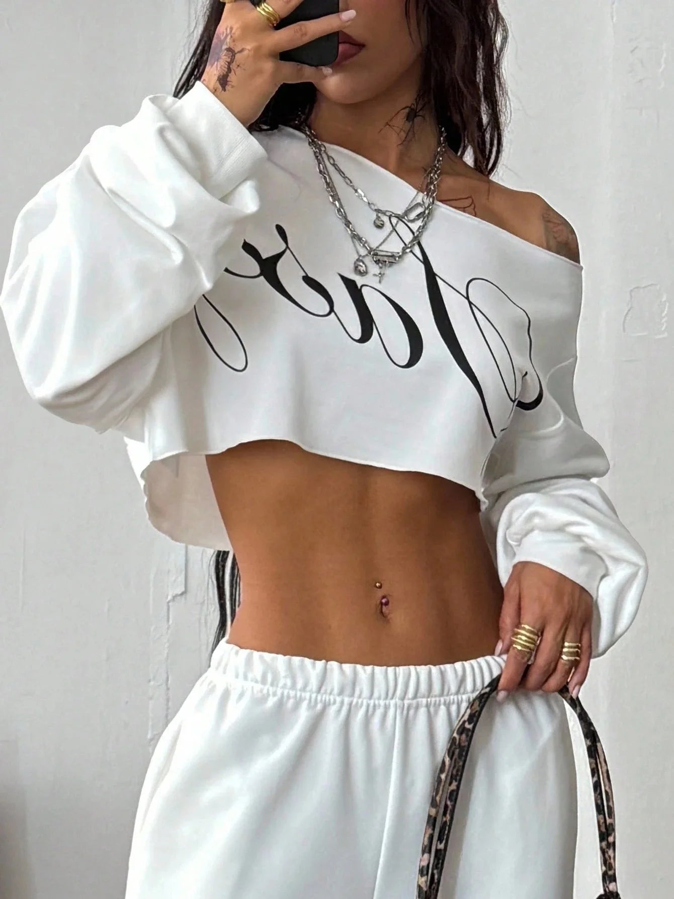 SXV Winter Going Out Streetwear Rave Cowgirl Sportswear Casual Music Festival Graphics Cropped Over Size Asymmetrical Neck Off Shoulder White Long Sleeve T-Shirt