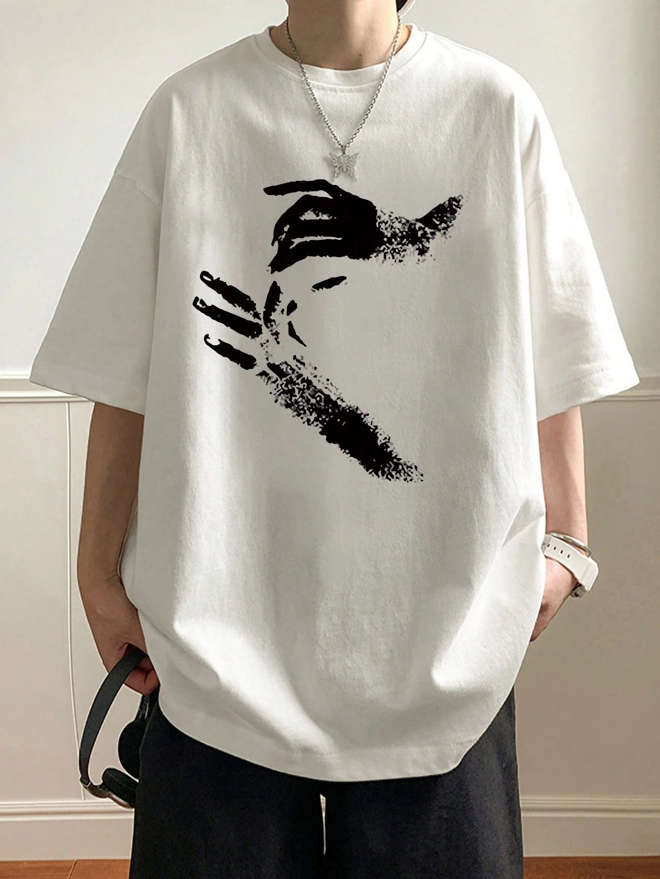 SXV 'Hand Figure’ Printed Cool Aesthetic Oversized Baggy T-shirt