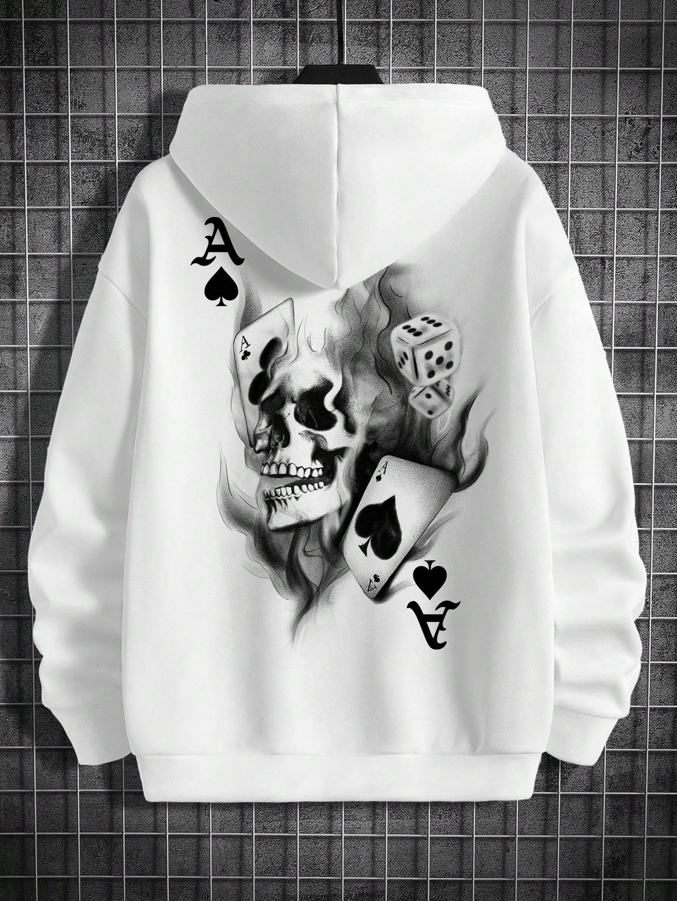 SXV Men Playing Card & Skull Print Drop Shoulder Hoodie
