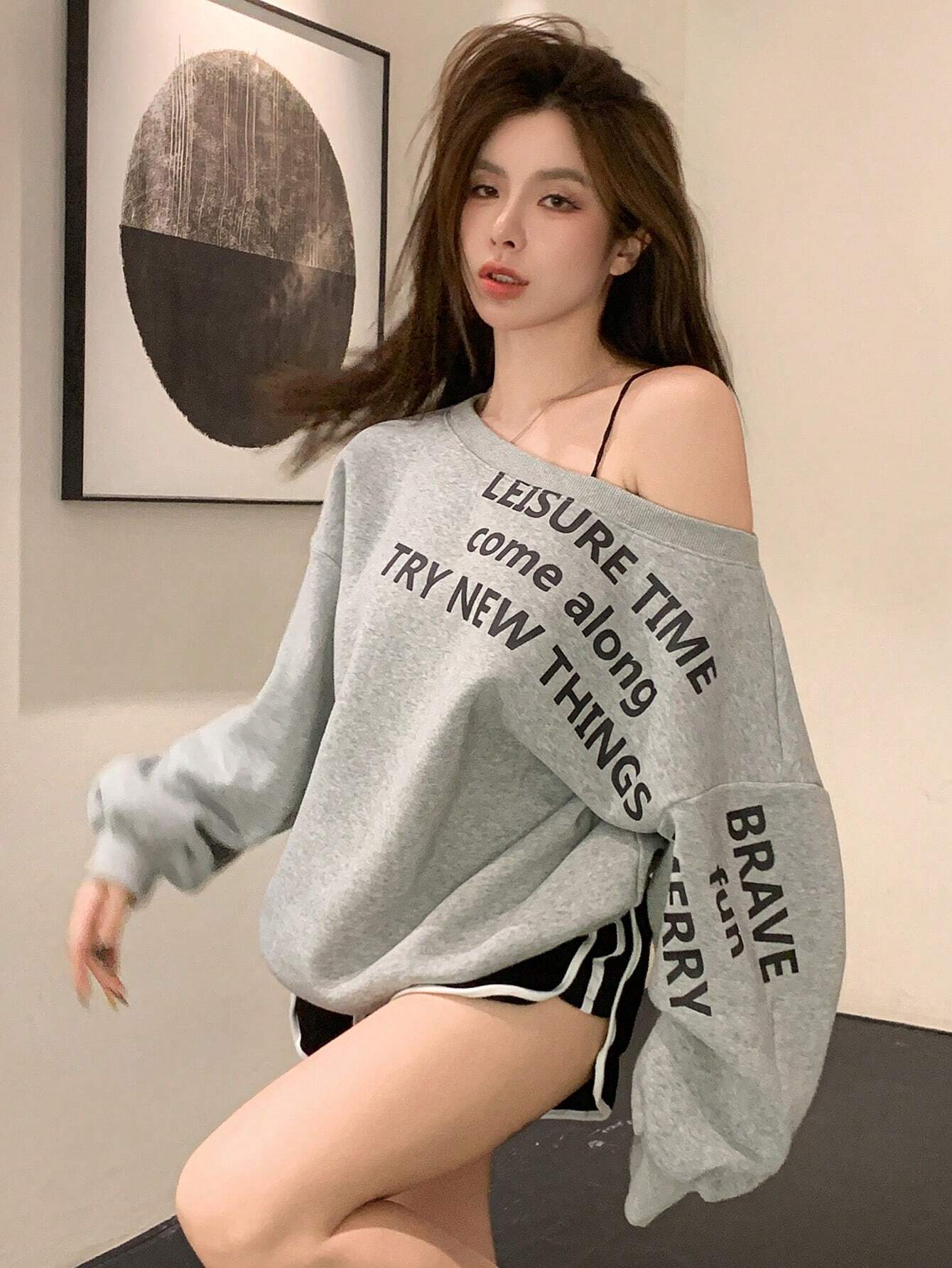 SXV Oversized Loose Asymmetric Letter Print Thermal Lined Women Sweatshirt