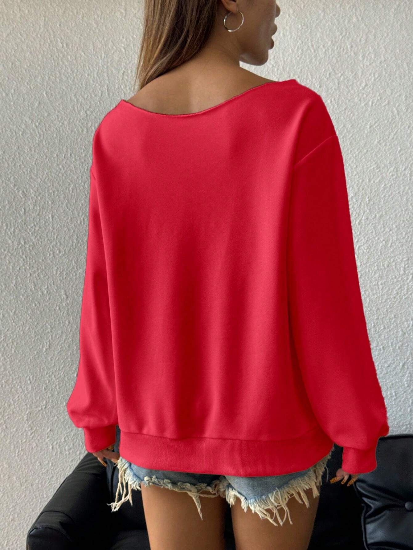 SXV Staywild Women Casual Loose Portrait Print Off-Shoulder Long Sleeve Sweatshirt