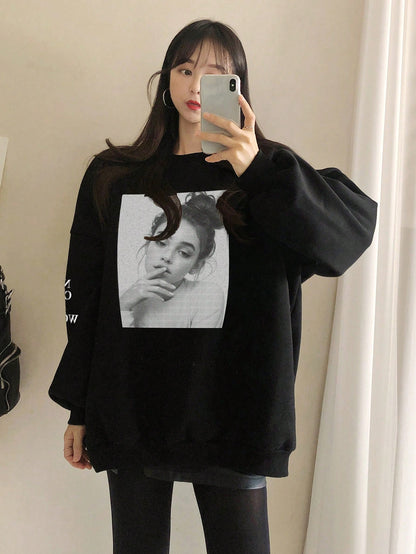 SXV Women Portrait Graphic Loose Fit Crew Neck Sweatshirt,Fall Clothes