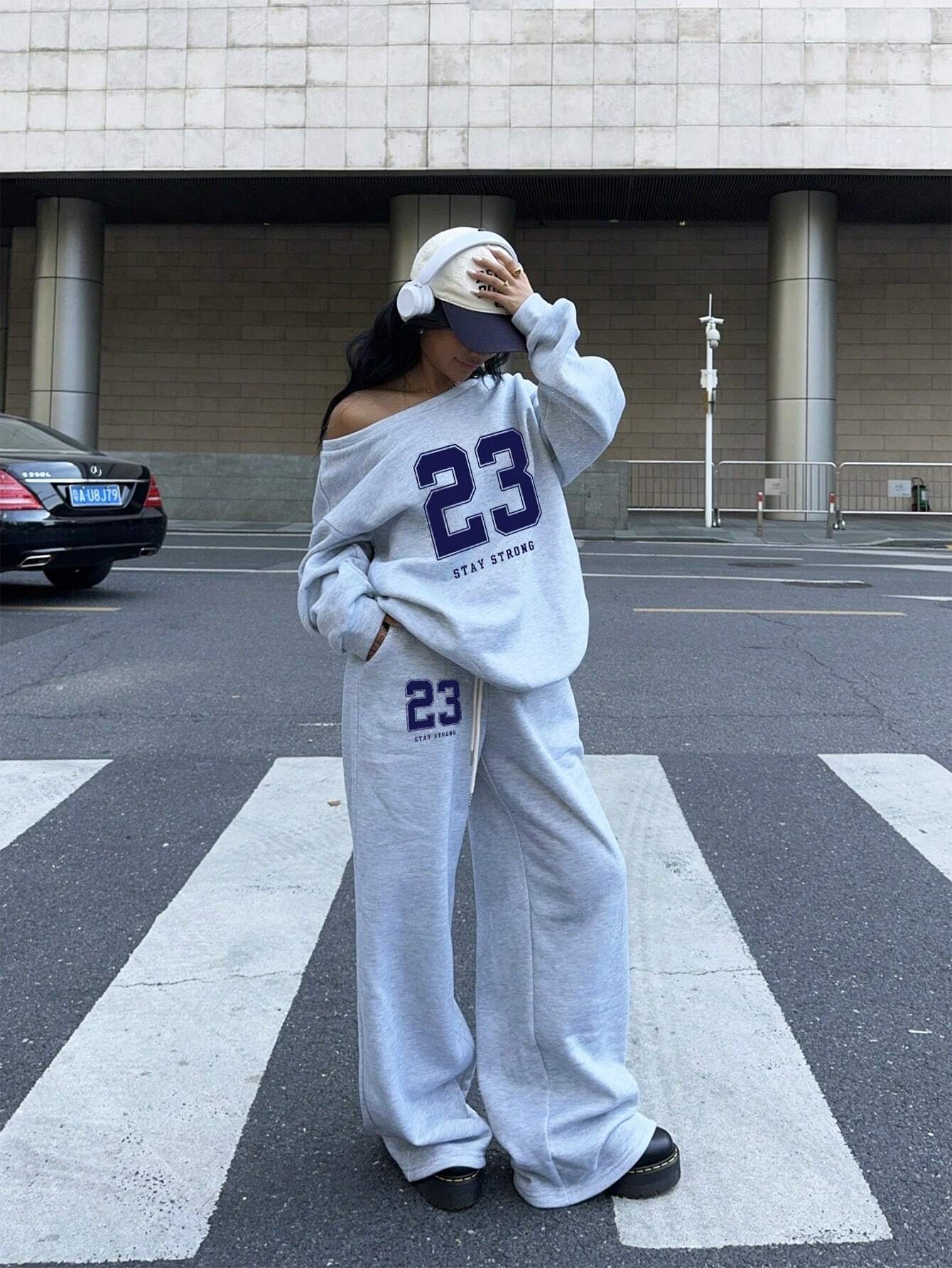 SXV 2pcs Women's 23 Number Graphic Wide Neck Off Shoulder Loose Sweatshirt And Wide-Leg Thick Warm Pants Set, Suitable For Autumn