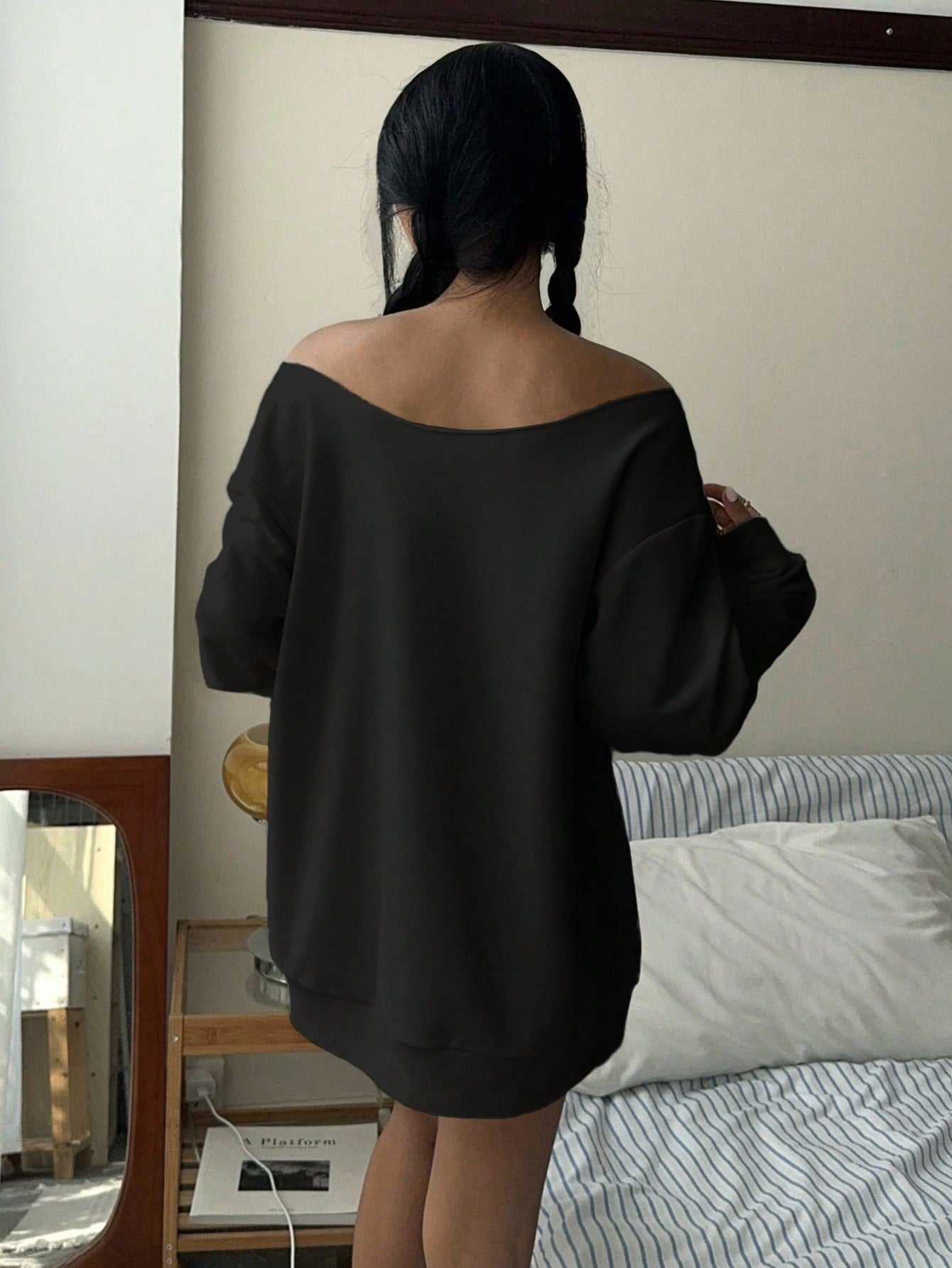 SXV Women's Off Shoulder Loose Casual Sweatshirt With Starfish, Shell And Flower Patterns, Suitable For Fall