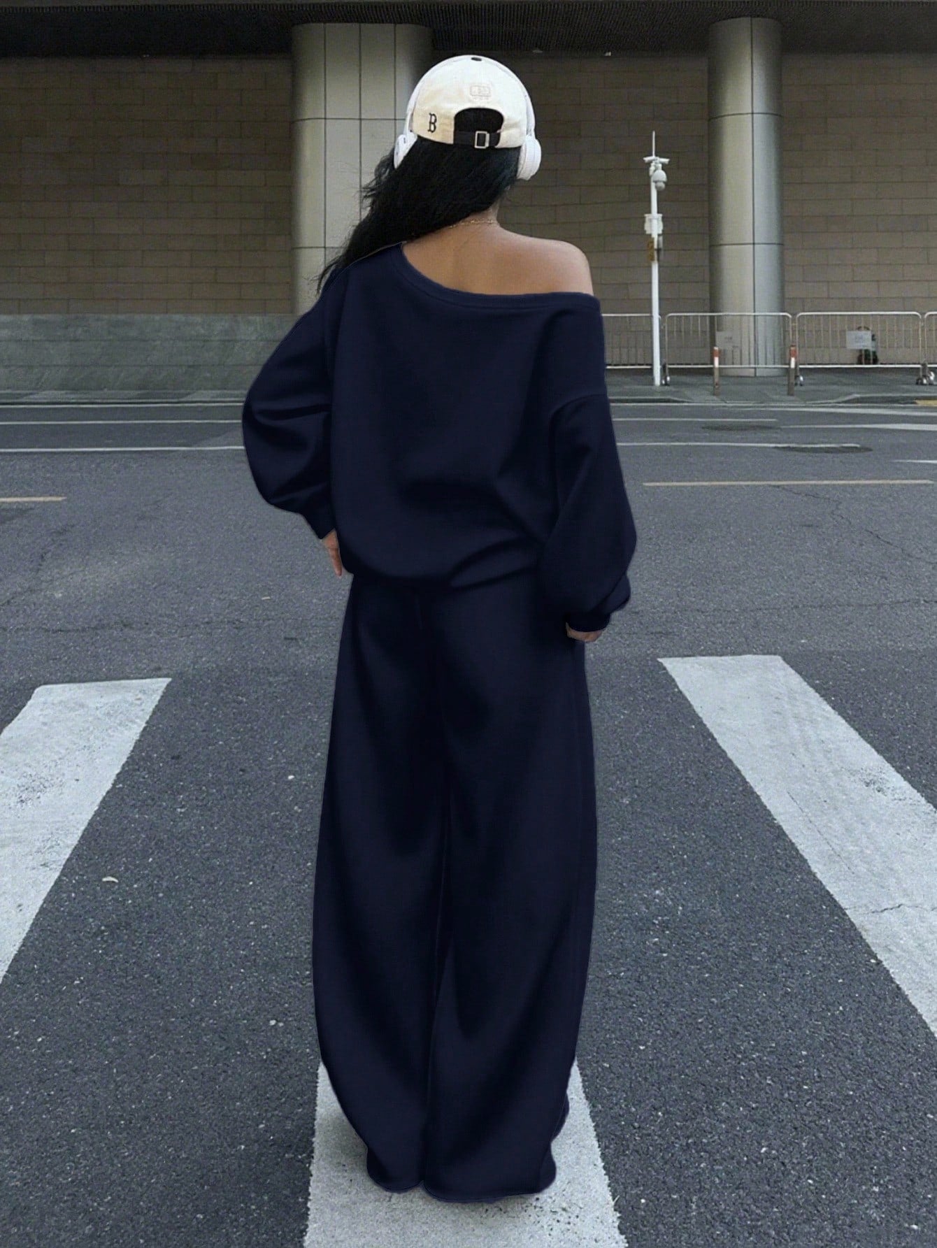 SXV 2pcs Plus Size Women NYC Loose Fit Wide Neck Off Shoulder Sweatshirt And Wide Leg Thermal Lined Sweatpants Set