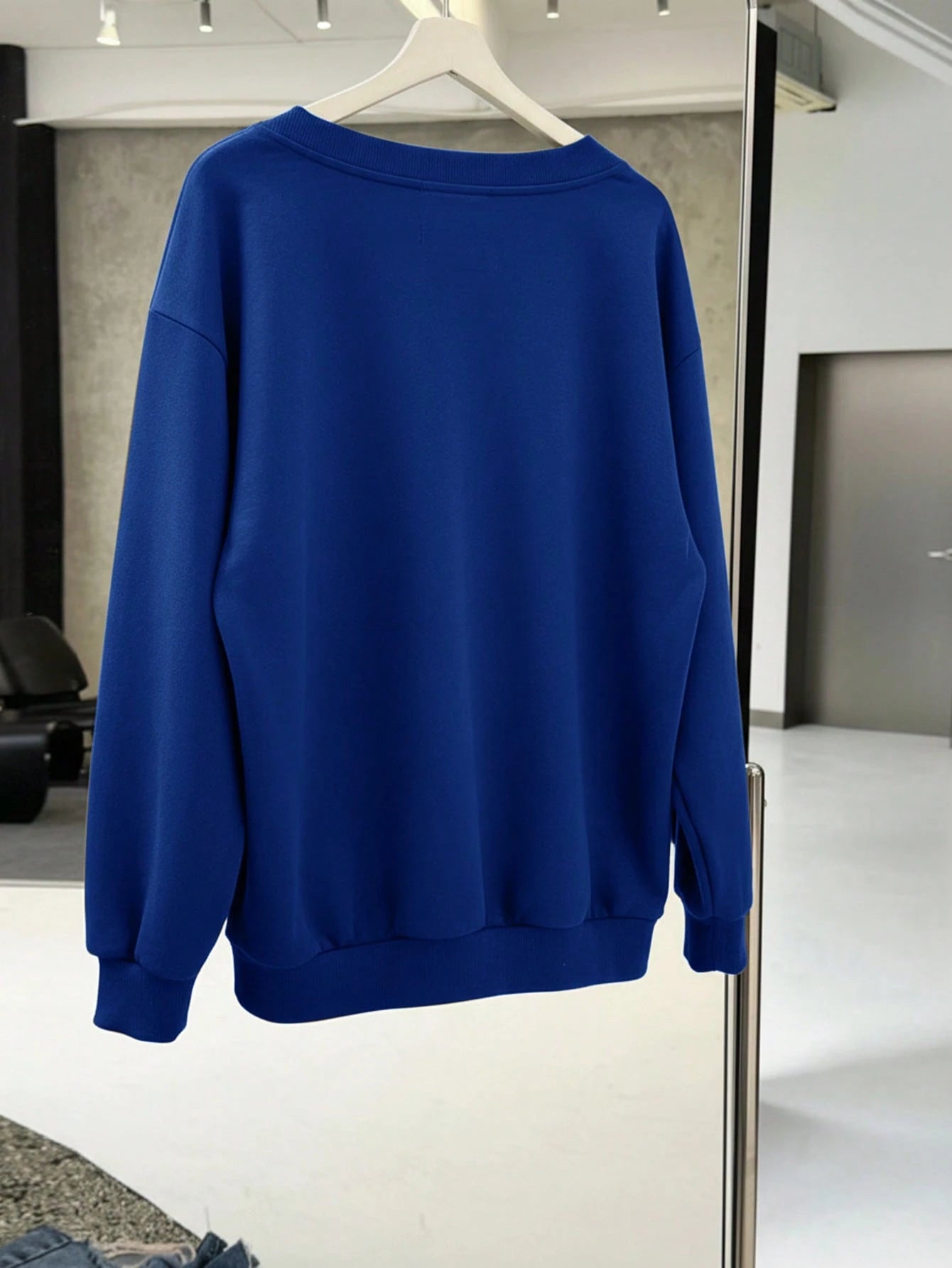 SXV V neck Letter Graphic Drop Shoulder Royal blue Baggy Oversized Sweatshirt