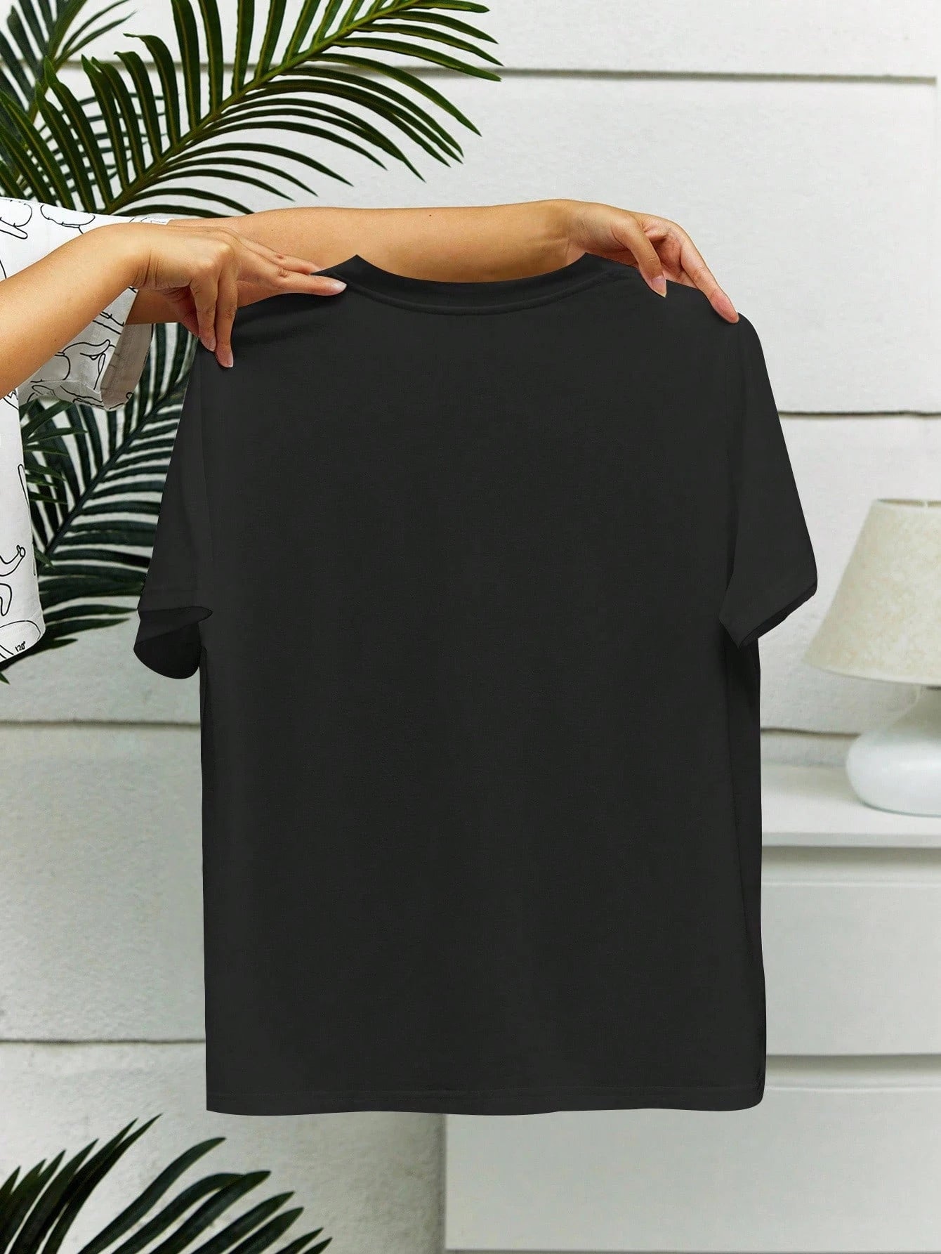 SXV Women's Hip-Hop Style Letter & Dog Print Dropped Shoulder Sleeve T-Shirt