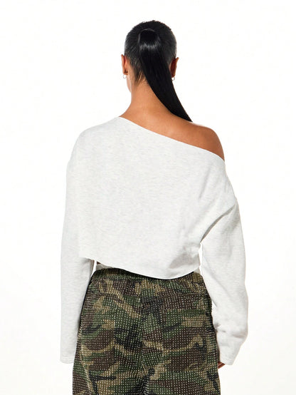 SXV Oversized Cropped Off Shoulder Graphic Sweatshirt With That Girl Text Print Long Sleeve Casual Winter Top