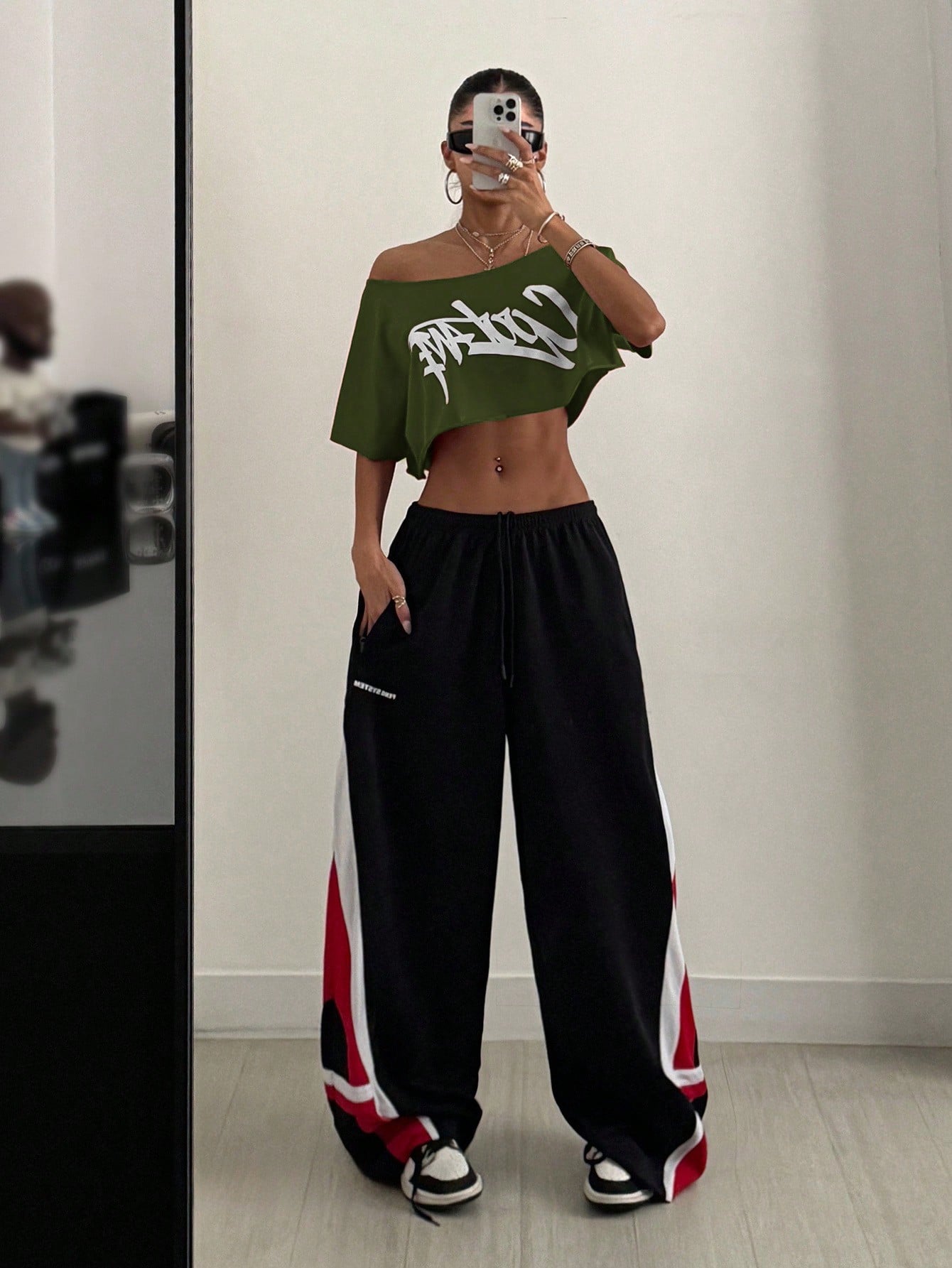 SXV Streetwear Going Out Sport Casual Graphic Off Shoulder Slouchy Cropped green Tee