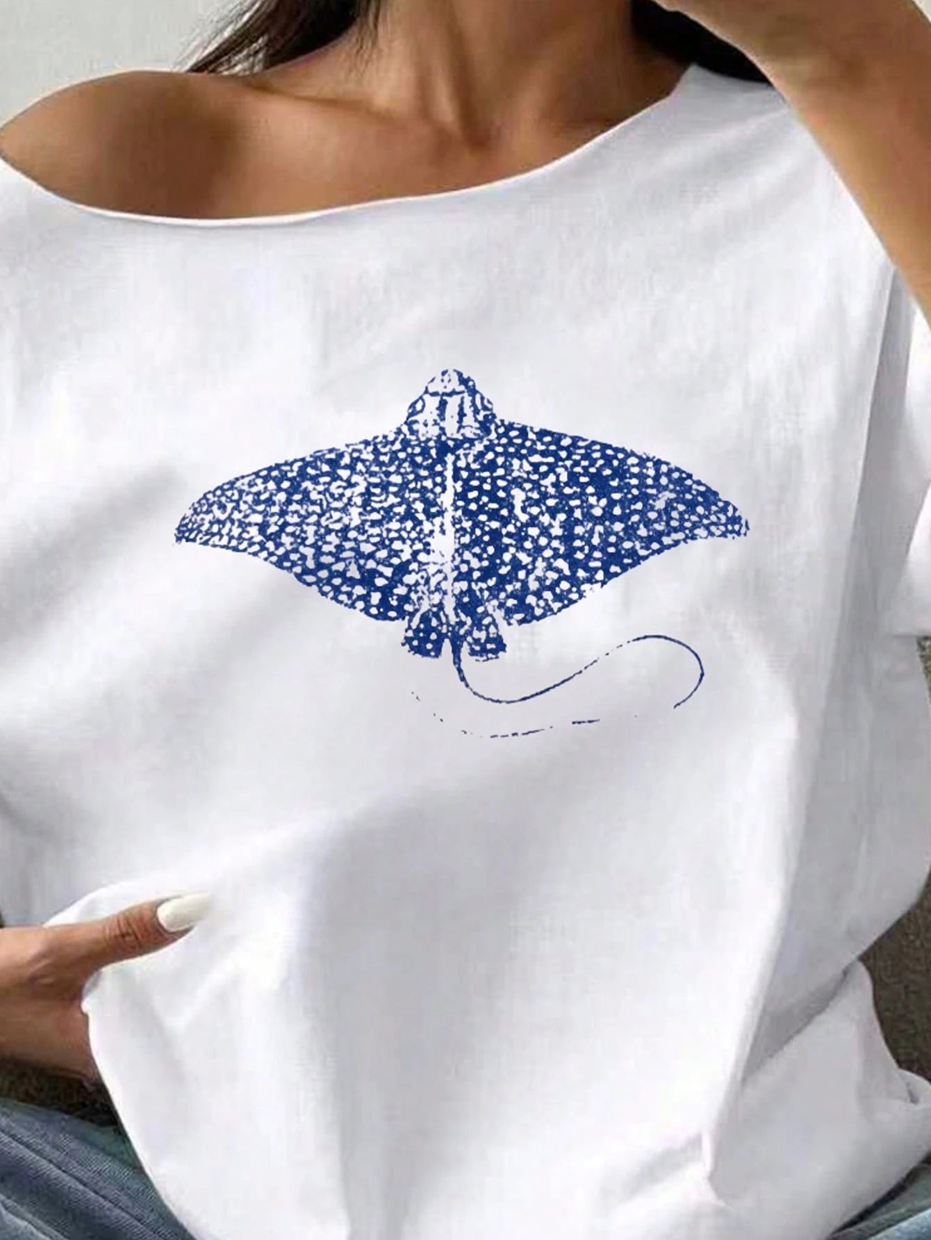 SXV Tropical Ocean Stingray Graphic Tee - White Oversized Off-Shoulder T-Shirt