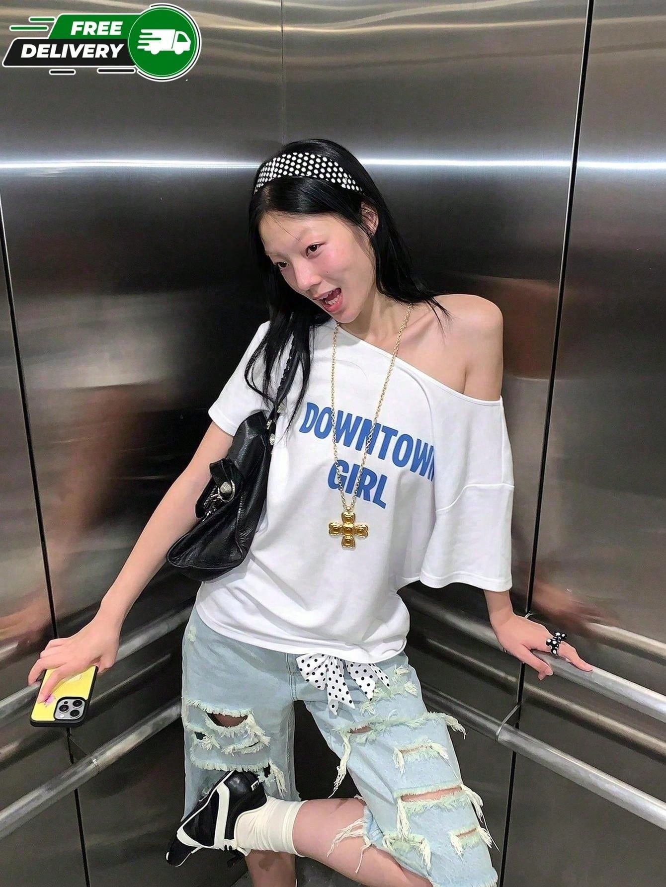 SXV Off-Shoulder DOWNTOWN GIRL Alphabet Print White Short-Sleeve T-Shirt