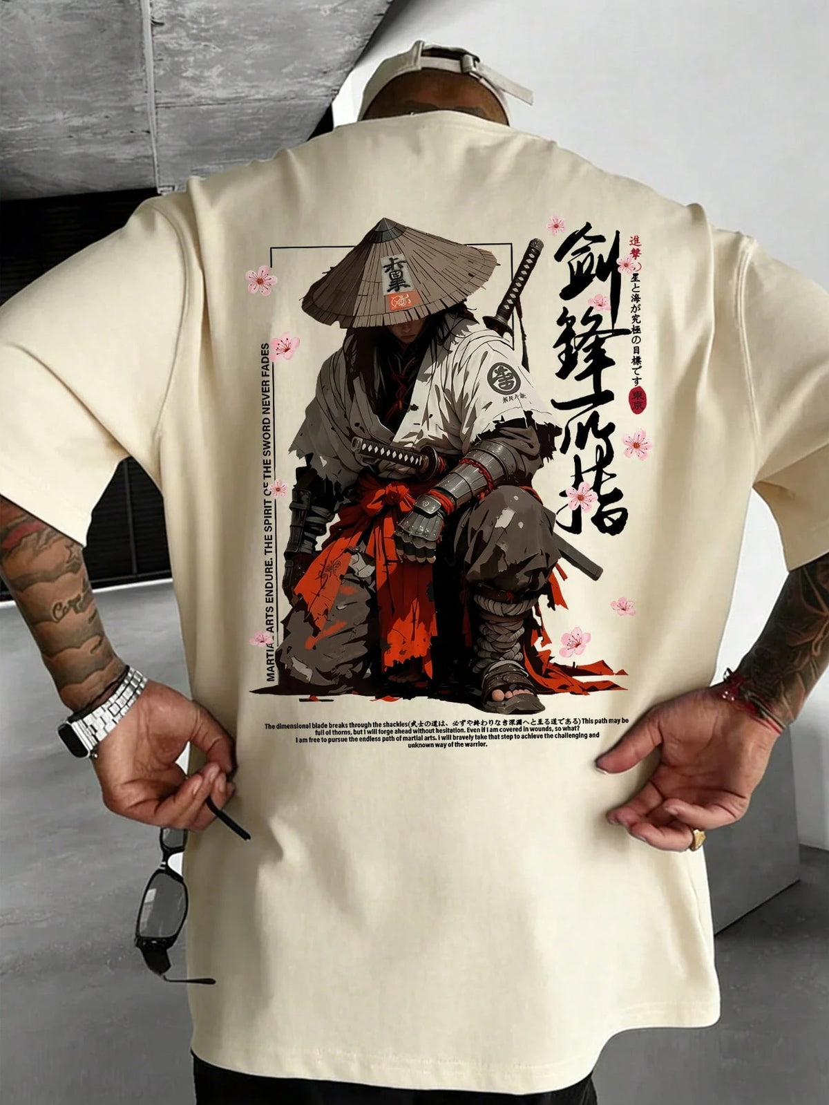 SXV Japanese Cyberpunk Illustration Print Black Crew Neck Short Sleeve T-Shirt