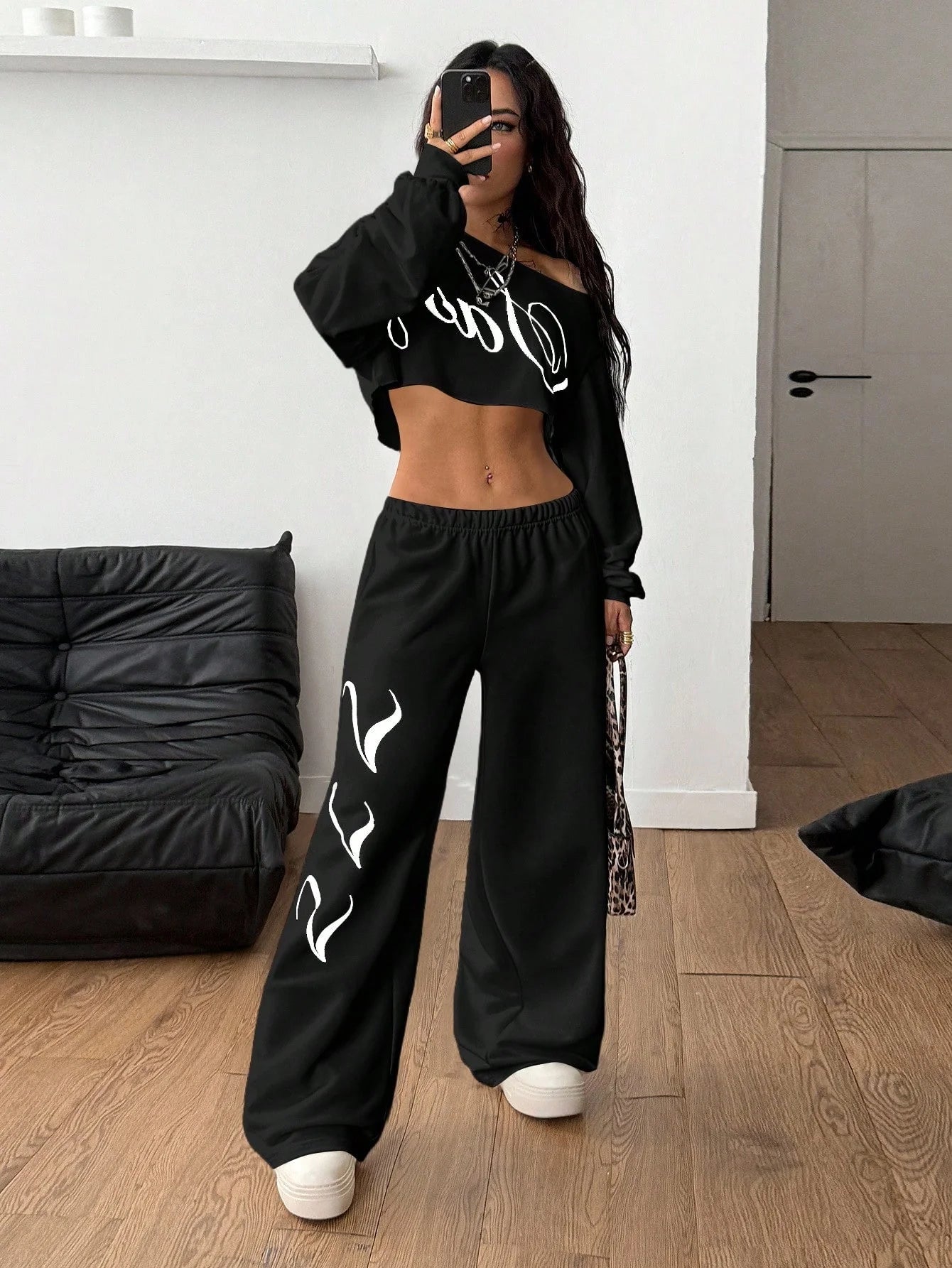SXV Winter Going Out Streetwear Rave Cowgirl Sportswear Casual Music Festival Graphics Cropped Over Size Asymmetrical Neck Off Shoulder White Long Sleeve T-Shirt