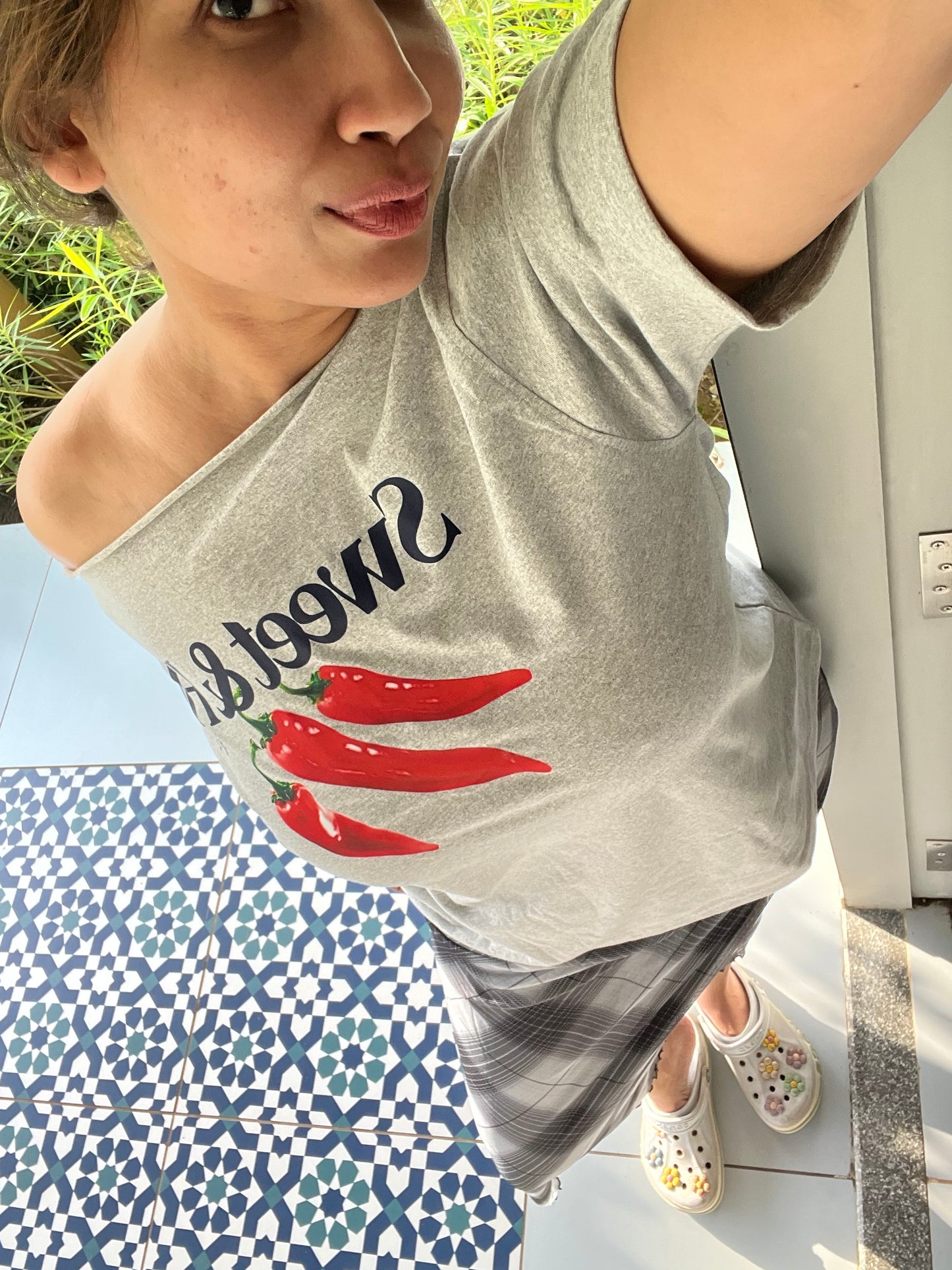 SXV Off-Shoulder Loose Slogan Sweet and Hot Printed Grey T-Shirt, Oversized Y2K Style, Grey Graphic Tees Women