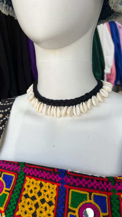 Kodi seashell choker for navratri