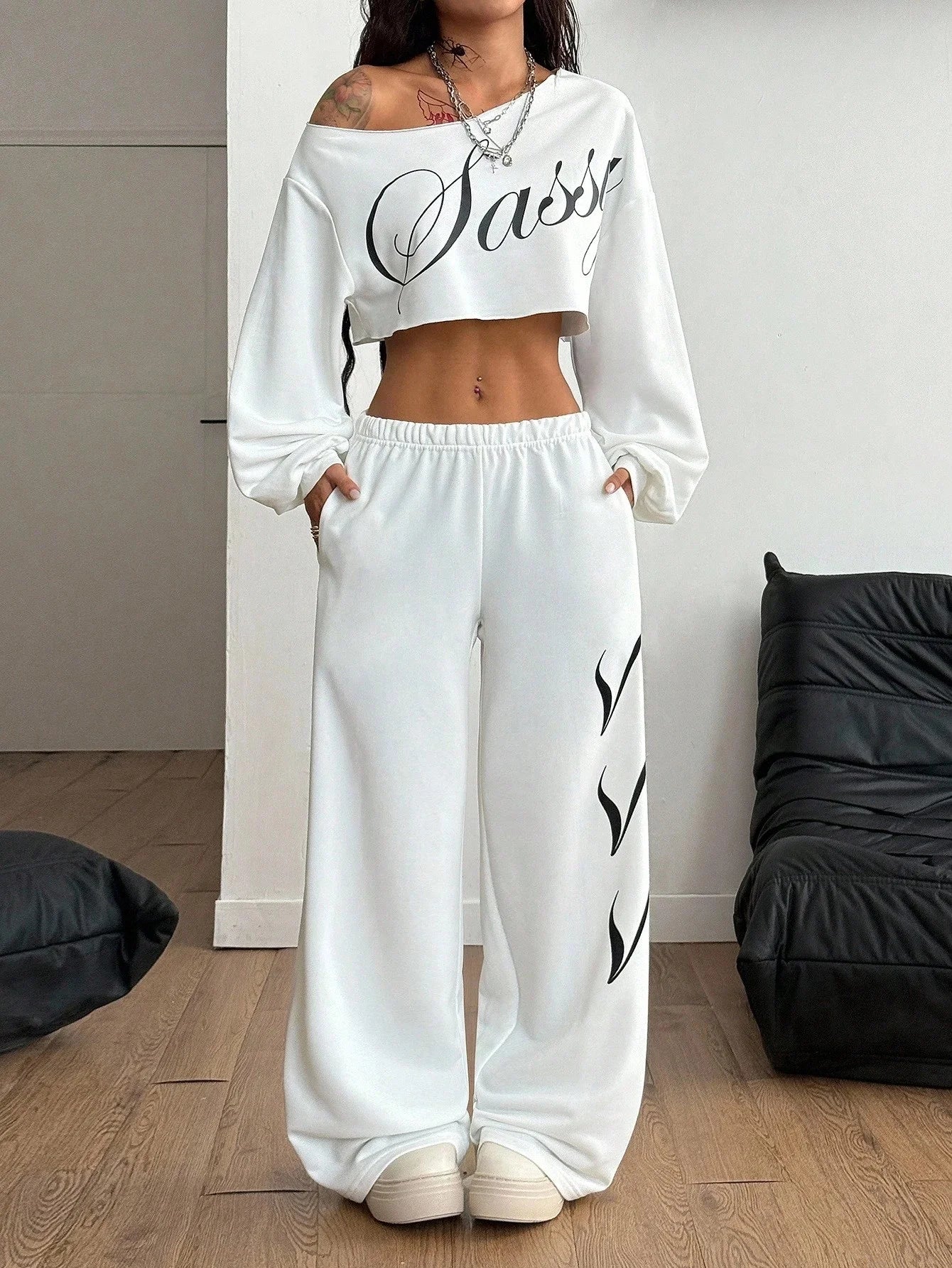 SXV Winter Going Out Streetwear Rave Cowgirl Sportswear Casual Music Festival Graphics Cropped Over Size Asymmetrical Neck Off Shoulder White Long Sleeve T-Shirt