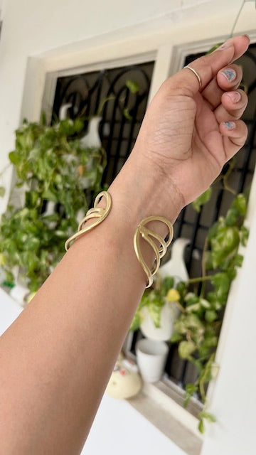 Brass metal handcuff