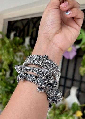 German silver oxidized hand bangles set of 3