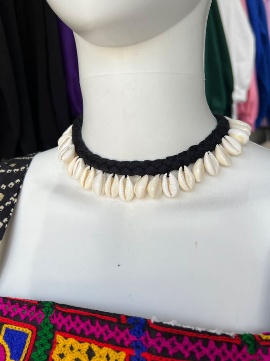 Kodi seashell choker for navratri